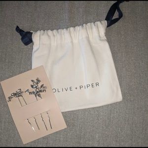 Olive and Piper hair pins